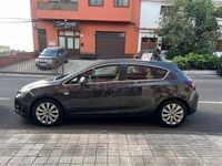 Usado Opel Astra Excellence 140 CV (102 kW) 2016 Beige Berlina