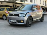 Usado Suzuki Ignis 90 CV (66 kW) 2018 Gris / plata SUV
