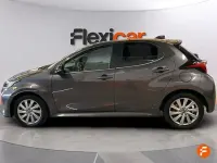 Usado Mazda 2 Comfort 92 CV (67 kW) 2023 Gris Utilitario