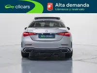 Usado Mercedes C300 258 CV (189 kW) 2024 Gris / plata Berlina