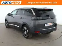 Usado Peugeot 5008 GT 179 CV (131 kW) 2021 Gris SUV