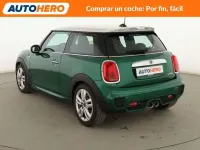 Usado Mini John Cooper Works 230 CV (169 kW) 2019 Verde Utilitario