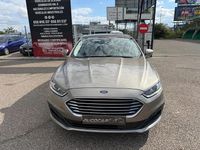 Usado Ford Mondeo Trend 150 HP (110 kW) 2020 Bege Sedan