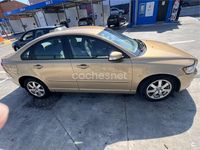 Usado Volvo S40 Momentum 136 CV (100 kW) 2007 Beige Berlina