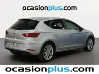 Usado Seat Leon FR 130 CV (95 kW) 2020 Gris plata Utilitario