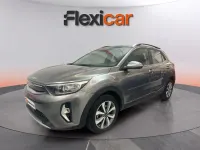 Usado Kia Stonic 101 CV (74 kW) 2024 Gris SUV