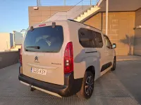 Usado Citroën Berlingo Shine 130 CV (95 kW) 2019 Gris / plata Monovolumen