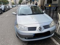 Usado Renault Mégane II Authentique 80 CV (58 kW) 2004 Gris / plata Berlina