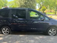 Usado Seat Alhambra Ecomotive 140 CV (102 kW) 2015 Azul Monovolumen