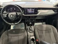 Usado Skoda Kamiq Ambition 110 CV (80 kW) 2021 Blanco SUV