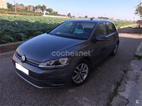 Usado VW Golf VIII Business 130 CV (95 kW) 2021 Gris / plata Berlina