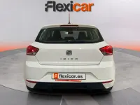 Usado Seat Ibiza Reference 95 CV (69 kW) 2018 Blanco Utilitario
