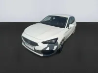 Usado Seat Leon Style 115 CV (84 kW) 2021 Blanco Utilitario