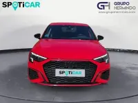 Usado Audi A3 Ambiente 116 CV (85 kW) 2022 Rojo Berlina
