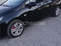 Usado Opel Astra Excellence 110 CV (80 kW) 2018 Negro Familiar