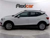 Usado Seat Arona Ecomotive 95 CV (69 kW) 2019 Blanco SUV