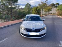 Usado Skoda Octavia Ambition 150 CV (110 kW) 2019 Blanco Familiar