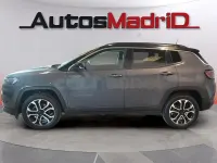 Usado Jeep Compass Limited 130 CV (95 kW) 2023 Gris / plata SUV