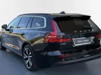 Usado Volvo V60 Core 197 CV (144 kW) 2025 Negro Familiar
