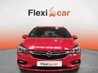 Usado Opel Astra Selective 110 CV (80 kW) 2019 Rojo Familiar