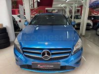 Usado Mercedes A180 Style 122 HP (89 kW) 2013 Azul Sedan