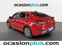 Usado Hyundai i30 120 CV (88 kW) 2019 Rojo Berlina