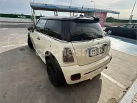 Usado Mini Cooper D 110 CV (80 kW) 2007 Beige Utilitario