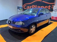Usado Seat Ibiza Stella 100 CV (73 kW) 2003 Azul Berlina