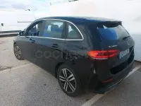 Usado Mercedes B200 150 CV (110 kW) 2022 Negro Monovolumen