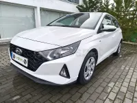 Usado Hyundai i20 100 CV (73 kW) 2021 Blanco Utilitario