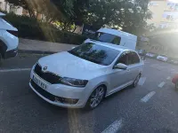 Usado Skoda Rapid Active 116 CV (85 kW) 2017 Blanco Utilitario