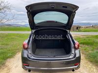 Usado Mazda 3 Luxury 165 CV (121 kW) 2017 Gris / plata Berlina