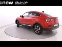 Usado Renault Arkana Techno 140 CV (102 kW) 2025 Rojo SUV