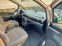 Usado Ford Galaxy Trend 145 CV (106 kW) 2004 Beige Monovolumen