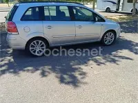 Usado Opel Zafira Cosmo 120 CV (88 kW) 2006 Gris / plata Monovolumen