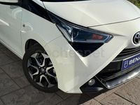 Usado Toyota Aygo X-clusiv 72 CV (52 kW) 2019 Blanco Utilitario