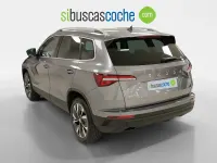 Usado Skoda Karoq Style 150 CV (110 kW) 2022 Gris/plata SUV