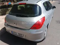 Usado Peugeot 308 Allure 112 CV (82 kW) 2011 Gris / plata Berlina