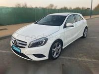 Usado Mercedes A200 Urban 136 CV (100 kW) 2014 Blanco Berlina