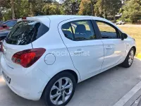 Usado Opel Corsa Selective 90 CV (66 kW) 2017 Blanco Utilitario