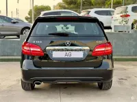 Usado Mercedes B180 109 CV (80 kW) 2012 Negro Utilitario