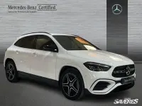Usado Mercedes GLA200 150 CV (110 kW) 2025 Blanco polar SUV