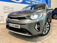 Usado Kia Stonic 84 CV (61 kW) 2024 Gris / plata SUV