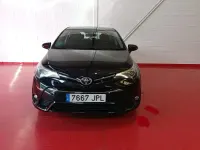 Usado Toyota Avensis Advance 143 CV (105 kW) 2016 Blanco Familiar