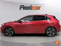 Usado Opel Astra Elegance 130 CV (95 kW) 2023 Rojo Berlina