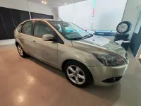 Usado Ford Focus Titanium 109 CV (80 kW) 2010 Beige Berlina
