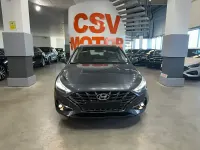Usado Hyundai i30 Style 120 CV (88 kW) 2024 Gris Utilitario