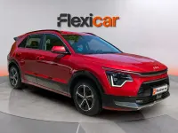 Usado Kia Niro 129 CV (94 kW) 2025 Rojo SUV