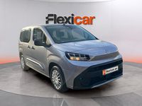 Usado Toyota Proace Verso Active 131 CV (96 kW) 2025 Gris Familiar