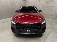 Usado Audi Q8 Ambiente 286 CV (210 kW) 2021 Granate SUV
